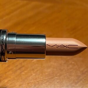 MAC Lipstick Peachstock